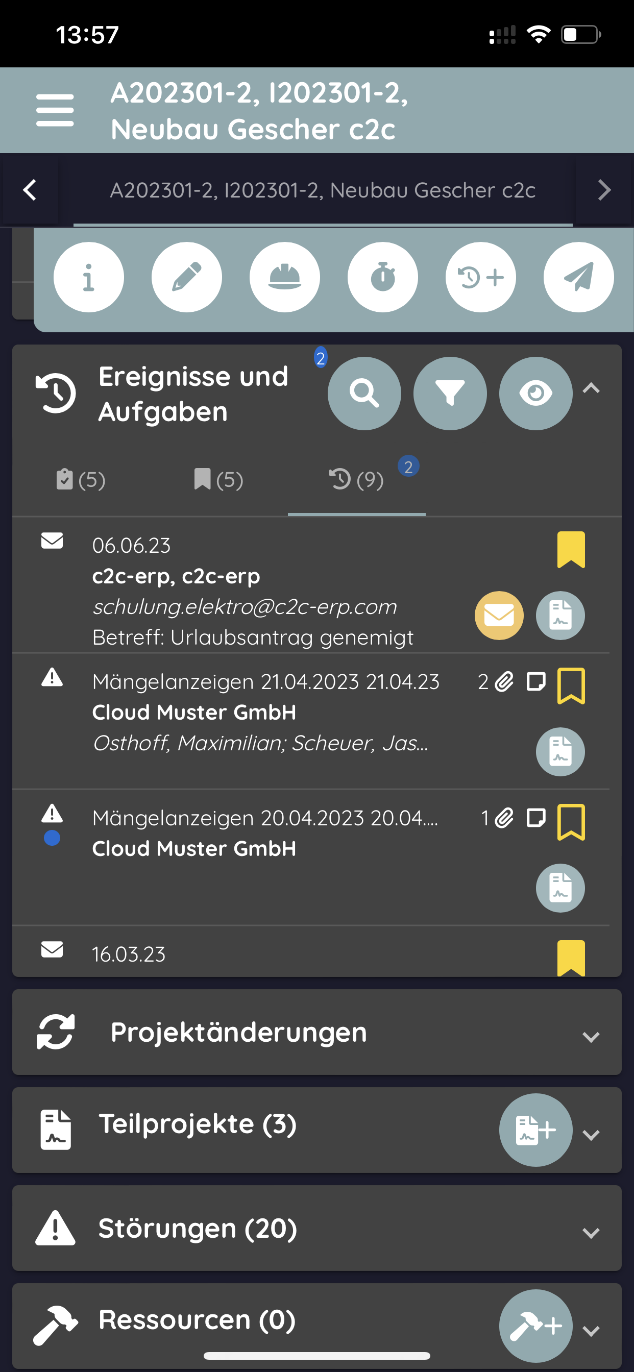 Screenshot der c2go Baumanagement Software auf einem Smartphone, die durch Cloud-Integration alle Desktop-Funktionen für Projektmanagement, Aufgabenverfolgung und Dokumentenverwaltung bietet Digitale Bauaktw